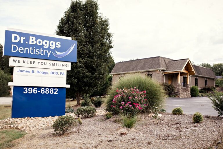 Boggs Dentistry - Granite Falls, NC signage